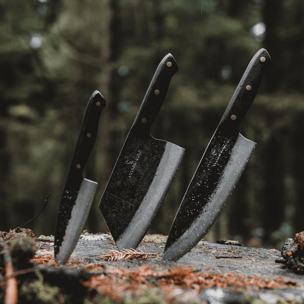 Bushcraft on Grills: Best Outdoor Cooking Equipment