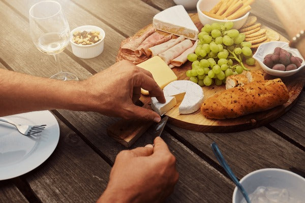 How to Make a Thanksgiving Charcuterie Board Everyone Will Talk About
